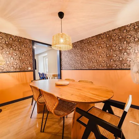 Charming 2br - Baixa | By Airnest 아파트 *