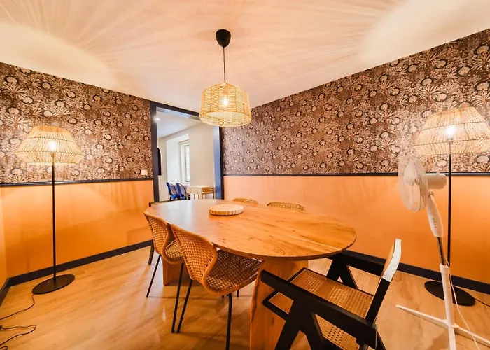 Charming 2br - Baixa | By Airnest Apartamento *